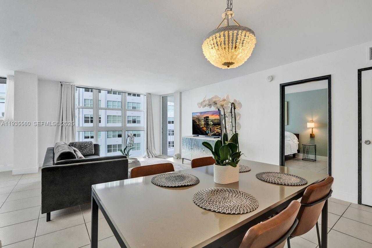 Small Image of 1228 WEST AVE #803, Miami Beach Number 8