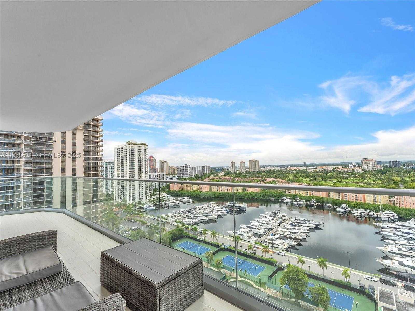 Small Image of 19707 TURNBERRY WAY #21D, Aventura Number 10