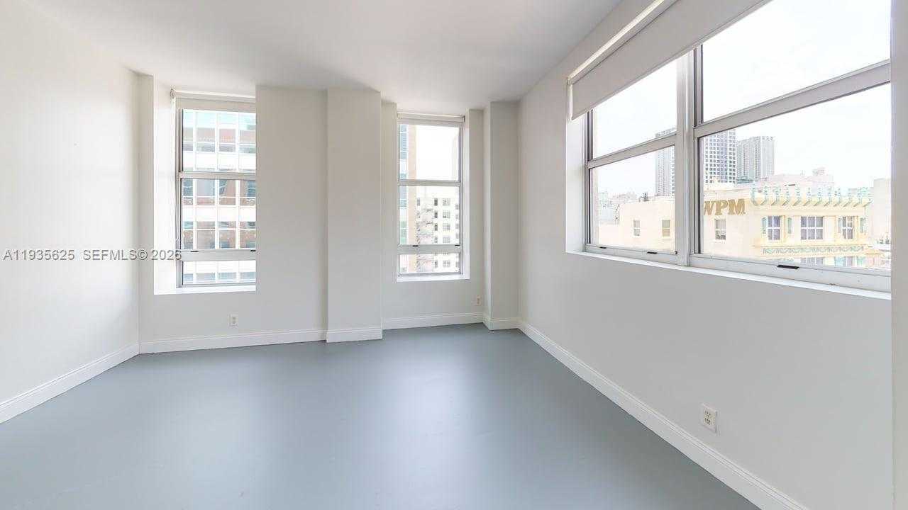 Small Image of 111 EAST FLAGLER ST #810, Miami Number 16