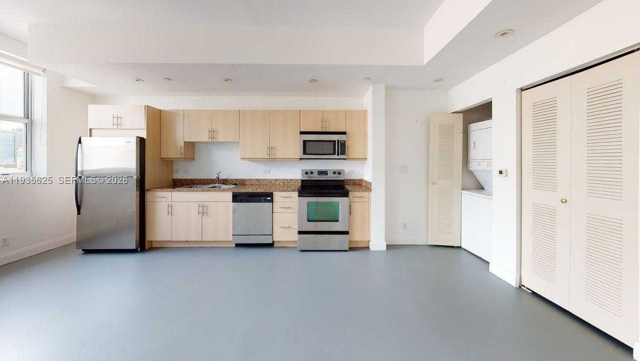 Small Image of 111 EAST FLAGLER ST #810, Miami Number 5