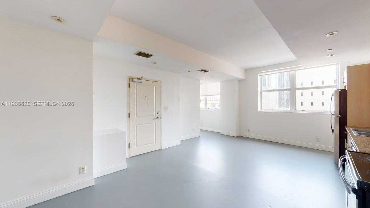 Small Image of 111 EAST FLAGLER ST #810, Miami Number 7