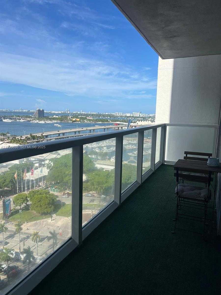 Small Image of 244 BISCAYNE BLVD #1904, Miami Number 50