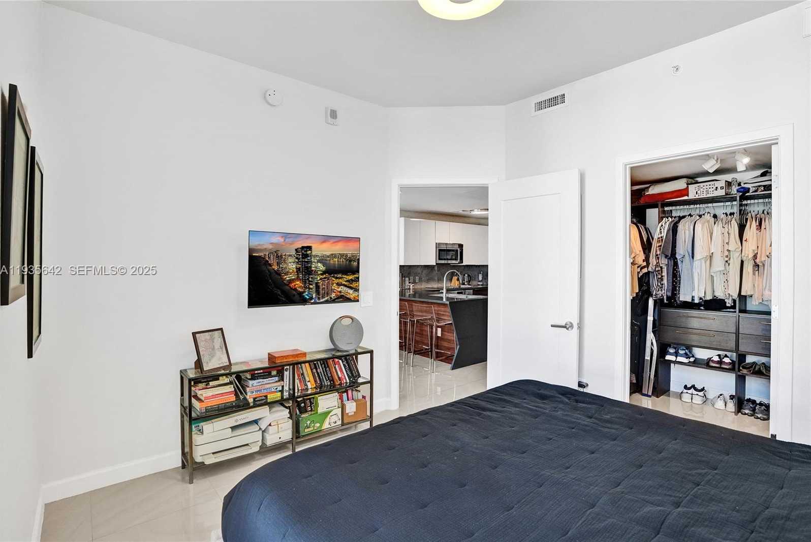 Small Image of 601 NORTH EAST 27TH ST #1507, Miami Number 37