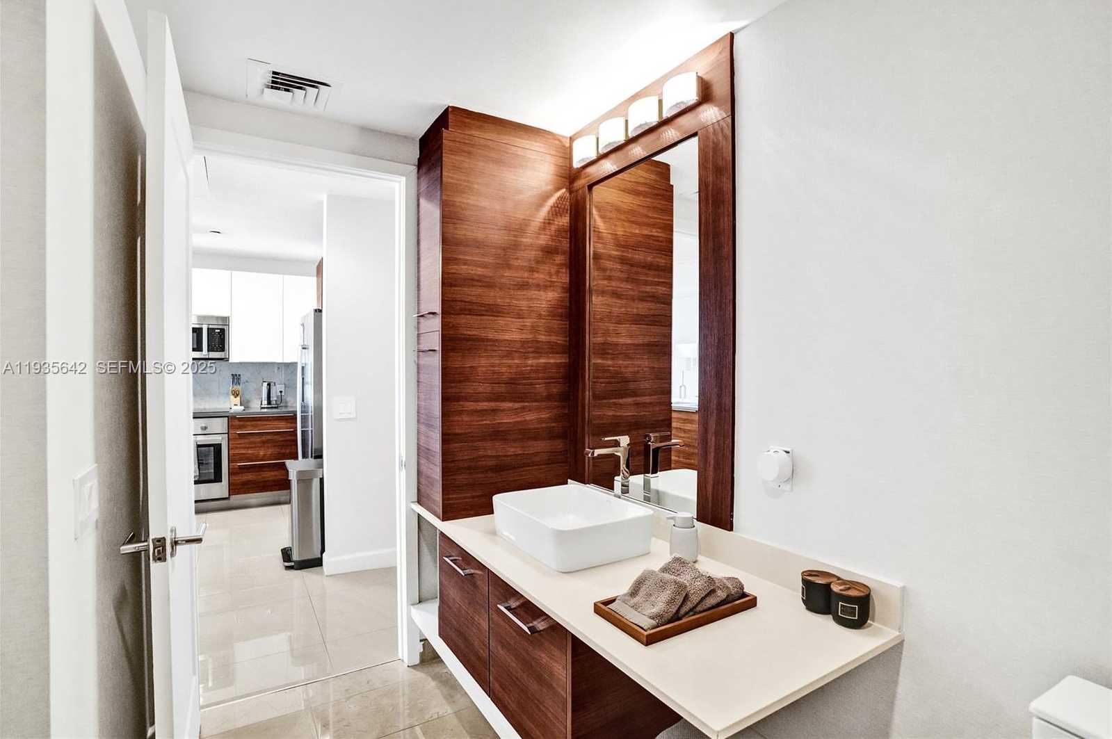 Small Image of 601 NORTH EAST 27TH ST #1507, Miami Number 41