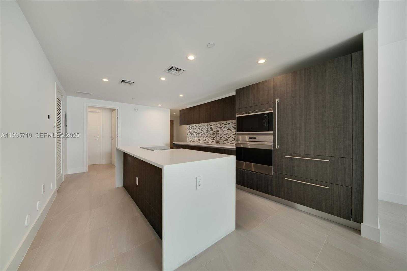 Small Image of 1150 102ND ST #603, Bay Harbor Islands Number 8