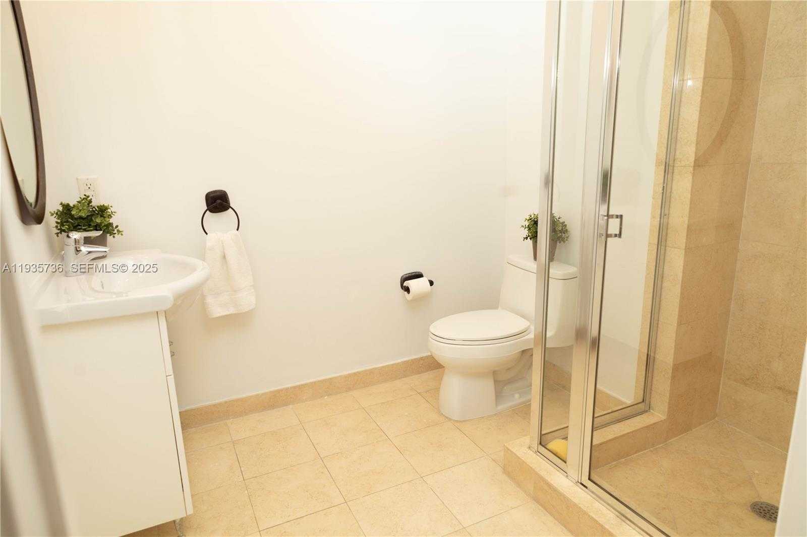 Small Image of 1800 SOUTH OCEAN DR #908, Hallandale Beach Number 14