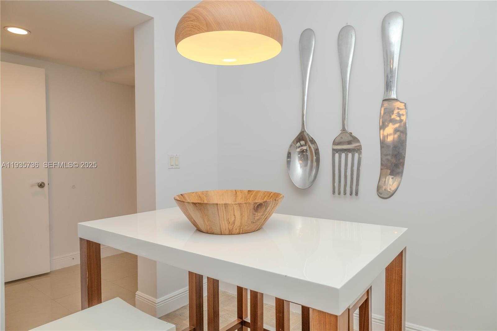 Small Image of 1800 SOUTH OCEAN DR #908, Hallandale Beach Number 20