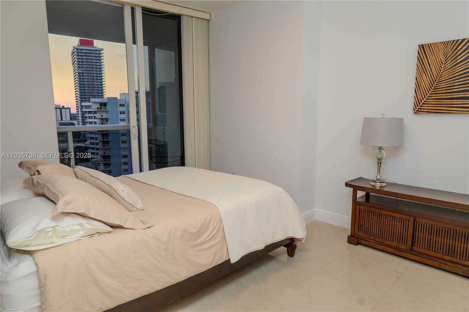 Small Image of 1800 SOUTH OCEAN DR #908, Hallandale Beach Number 41