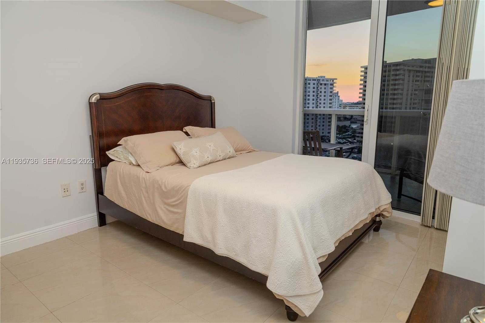 Small Image of 1800 SOUTH OCEAN DR #908, Hallandale Beach Number 43