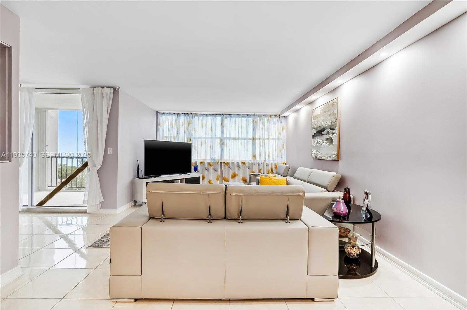 Small Image of 1400 SOUTH OCEAN DR #802, Hollywood Number 13