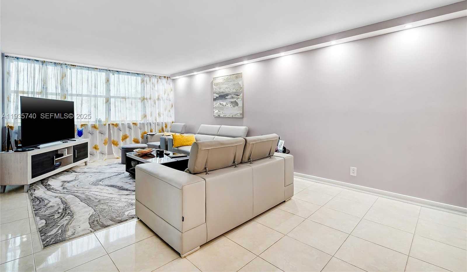 Small Image of 1400 SOUTH OCEAN DR #802, Hollywood Number 14