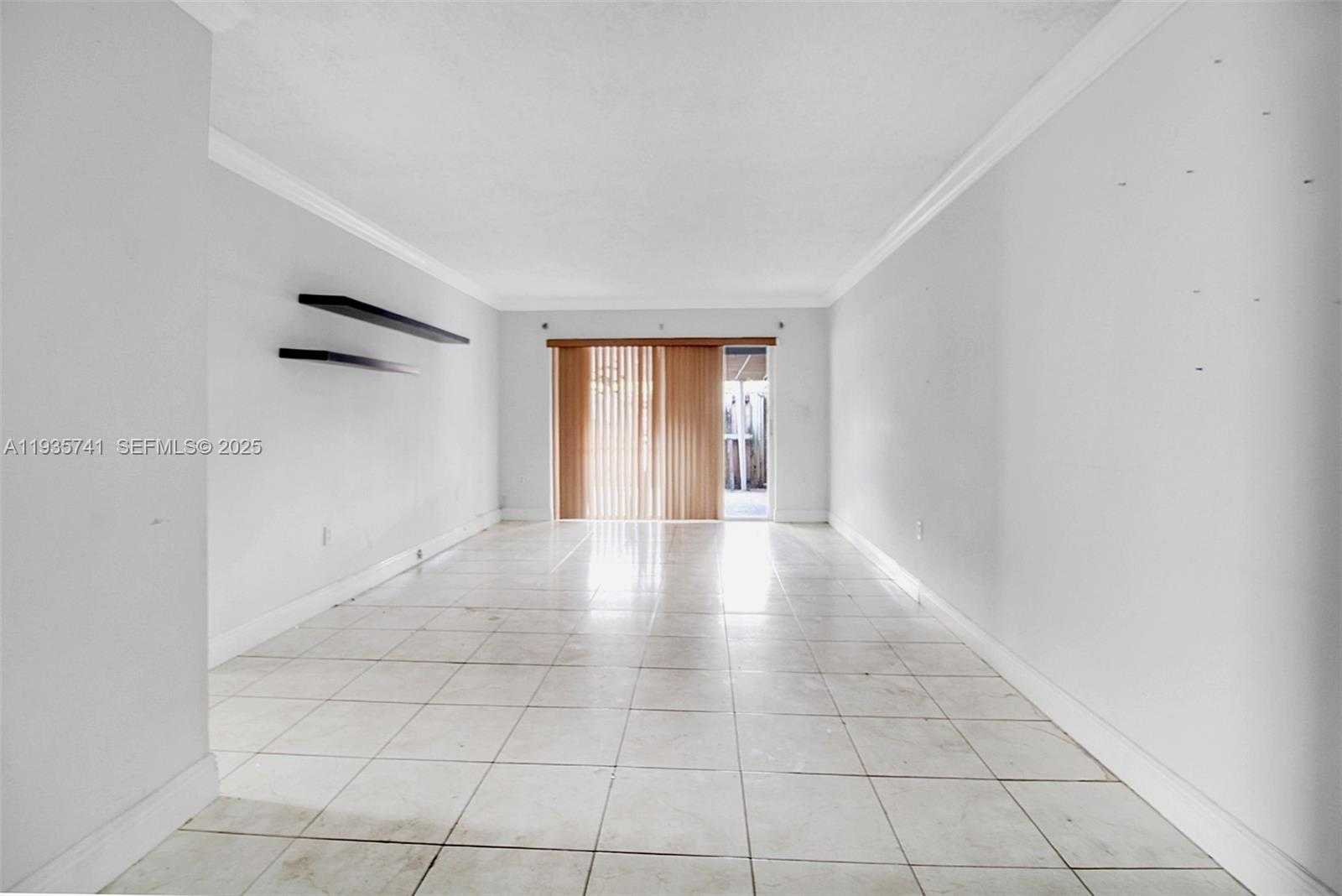 Small Image of 6195 WEST 18TH AVE #G125, Hialeah Number 1