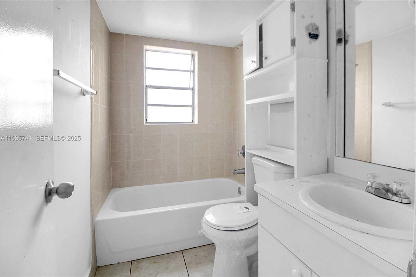 Small Image of 6195 WEST 18TH AVE #G125, Hialeah Number 7