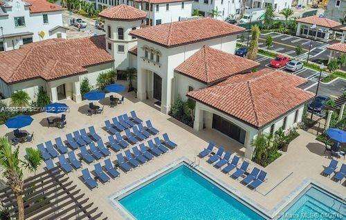 Small Image of 11330 SOUTH WEST 16TH ST #11330, Pembroke Pines Number 2