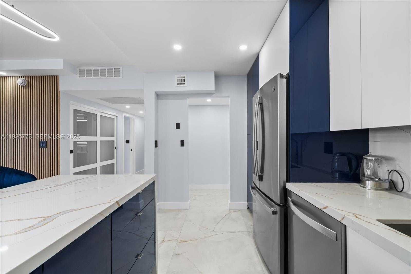 Small Image of 19380 COLLINS AVE #826, Sunny Isles Beach Number 3
