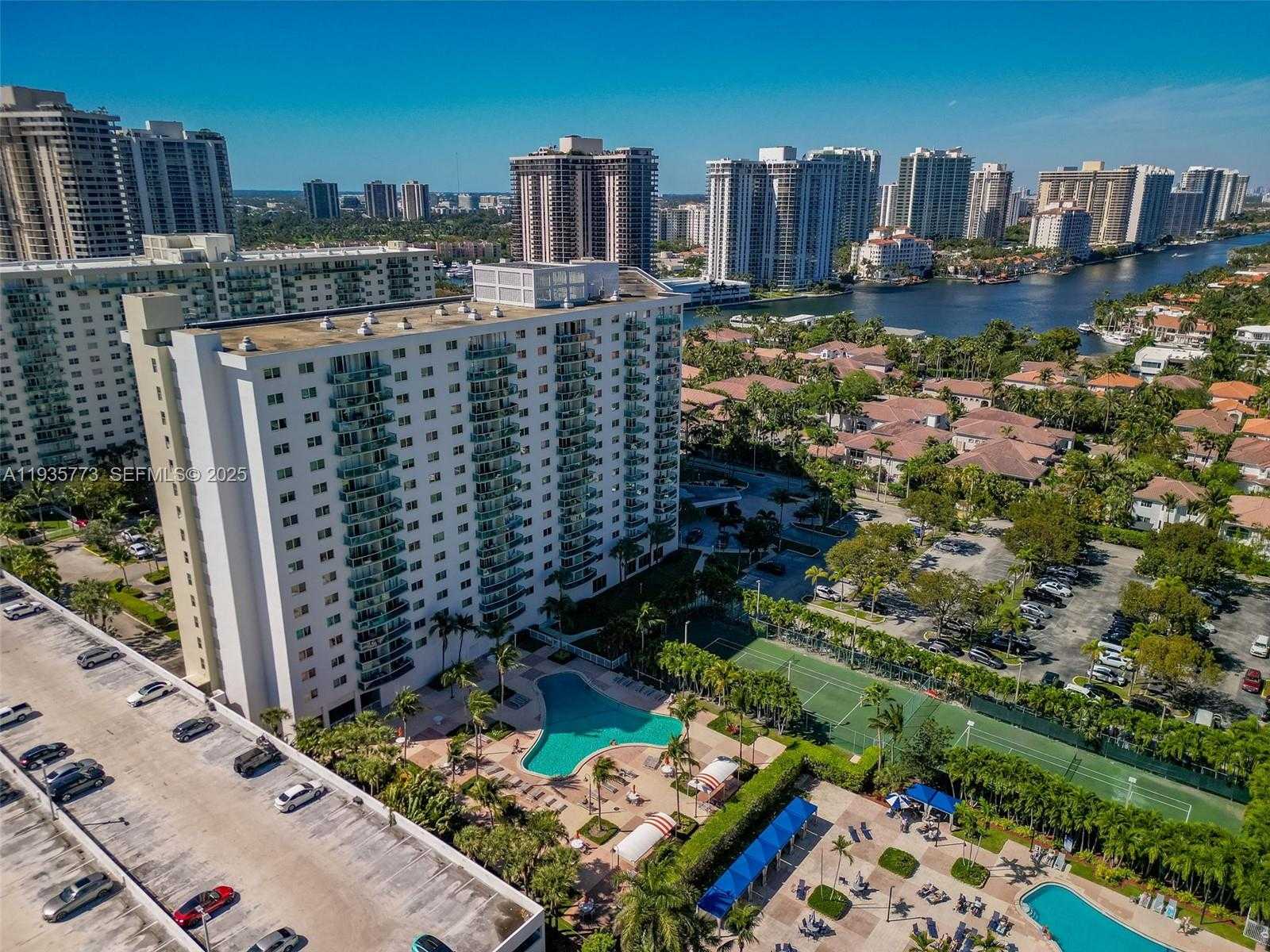 Small Image of 19380 COLLINS AVE #826, Sunny Isles Beach Number 33