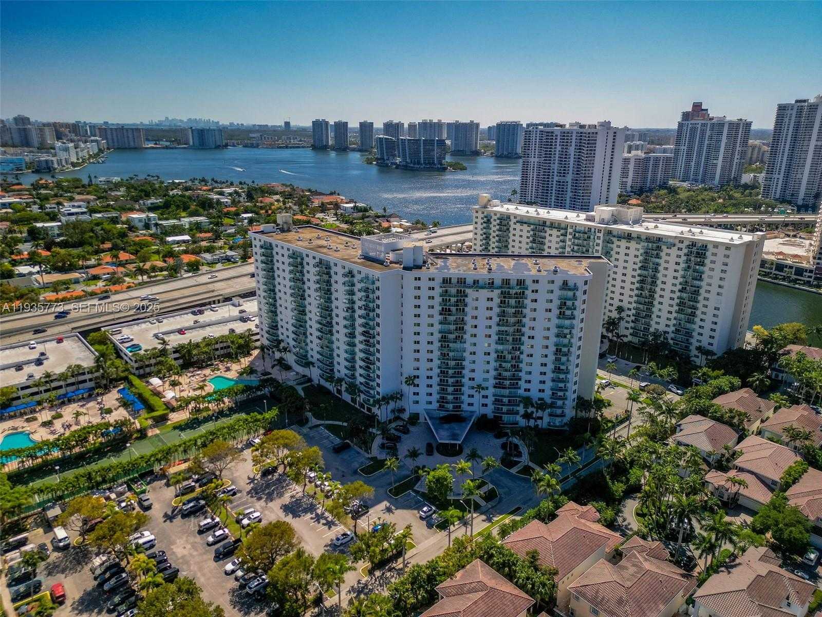 Small Image of 19380 COLLINS AVE #826, Sunny Isles Beach Number 34