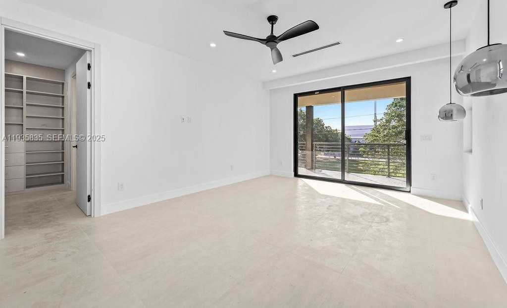 Small Image of 1321 NORTH EAST 13TH AVE, Fort Lauderdale Number 12