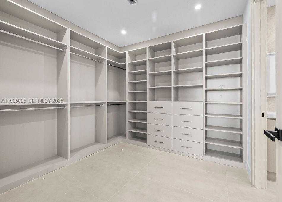 Small Image of 1321 NORTH EAST 13TH AVE, Fort Lauderdale Number 13