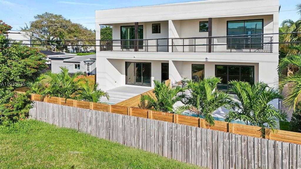 Small Image of 1321 NORTH EAST 13TH AVE, Fort Lauderdale Number 5