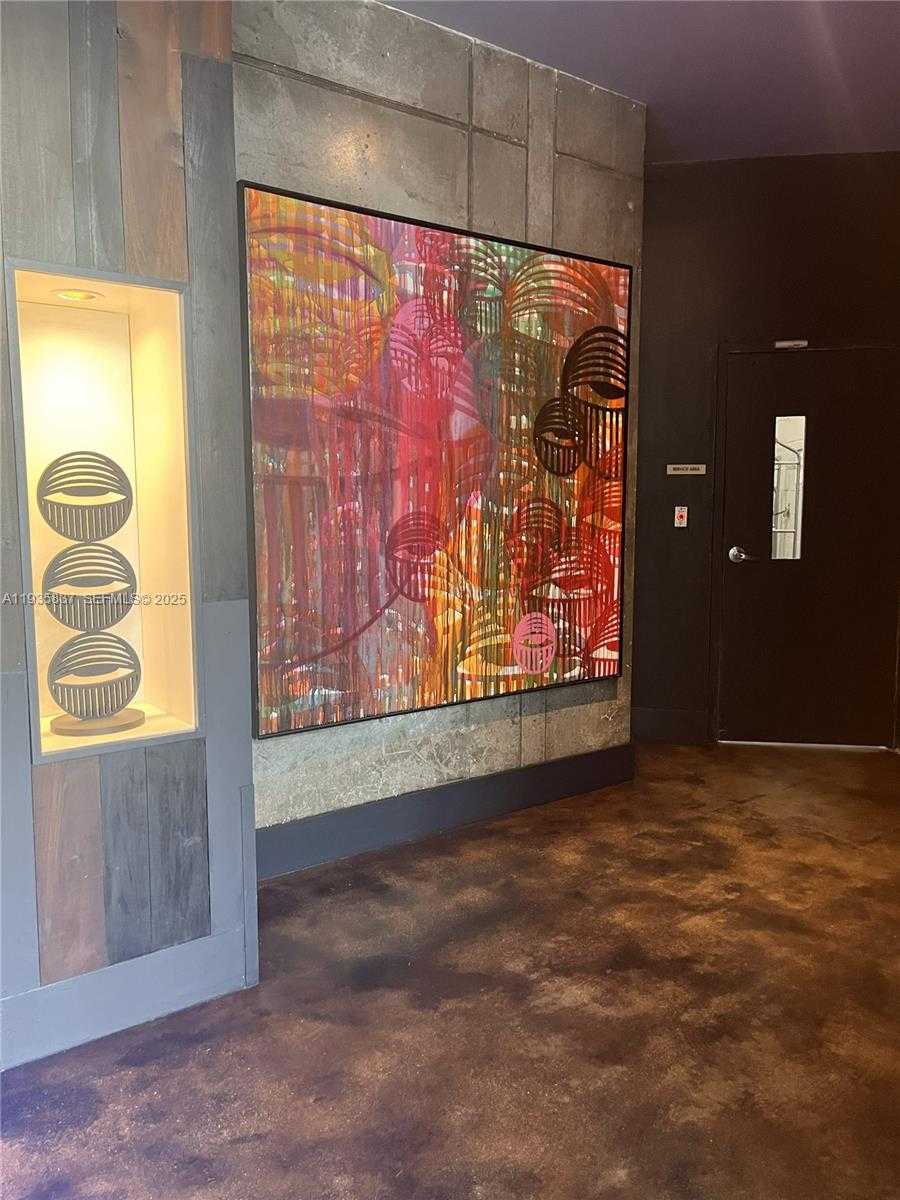 Small Image of 690 SOUTH WEST 1ST CT #1709, Miami Number 15