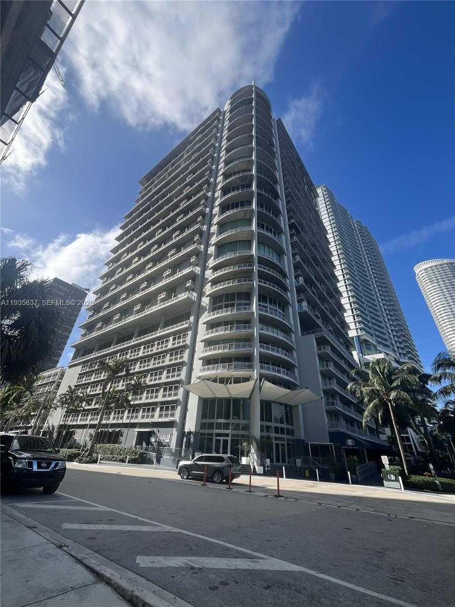 Small Image of 690 SOUTH WEST 1ST CT #1709, Miami Number 20