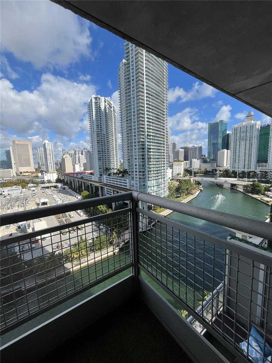 Small Image of 690 SOUTH WEST 1ST CT #1709, Miami Number 23