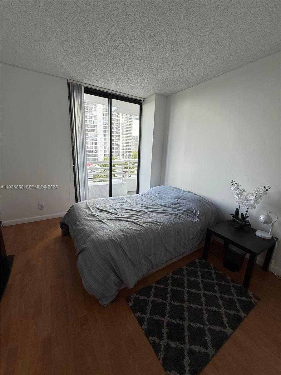 Small Image of 3300 NORTH EAST 192ND ST #808, Aventura Number 13