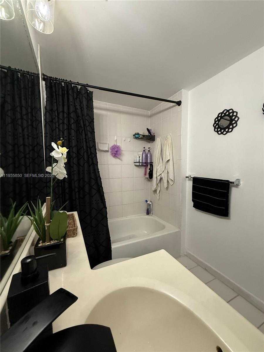 Small Image of 3300 NORTH EAST 192ND ST #808, Aventura Number 15