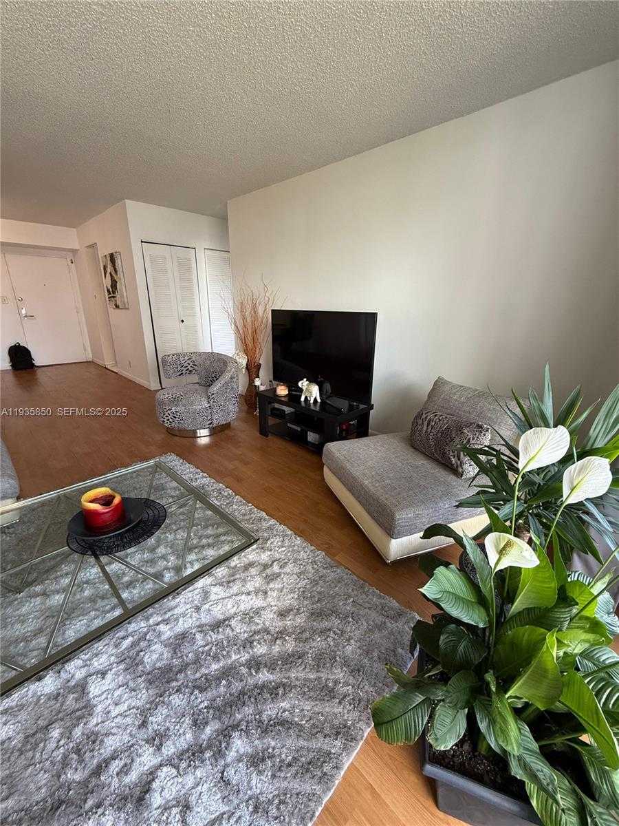 Small Image of 3300 NORTH EAST 192ND ST #808, Aventura Number 24