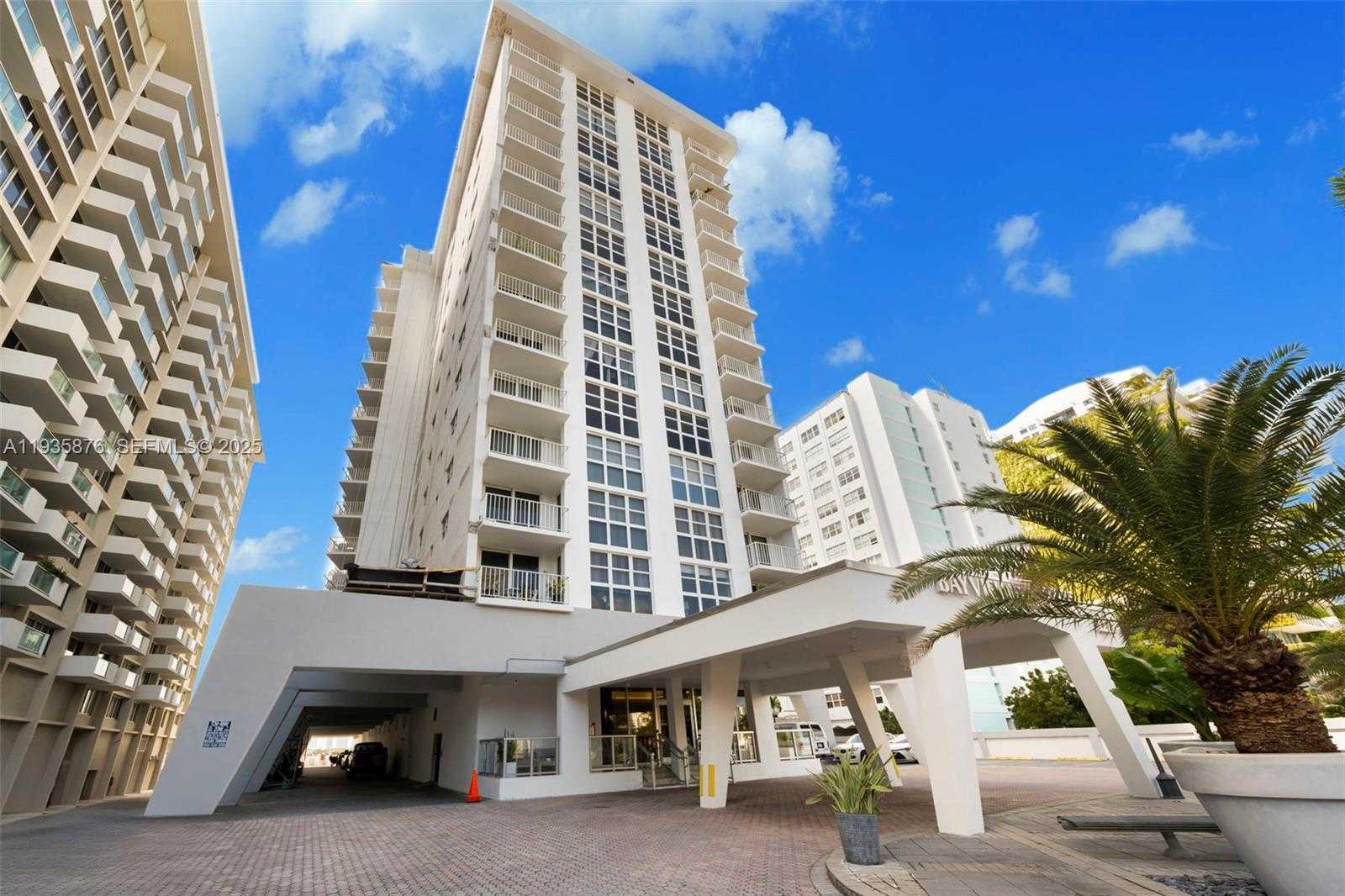 Small Image of 1228 WEST AVE #704, Miami Beach Number 22