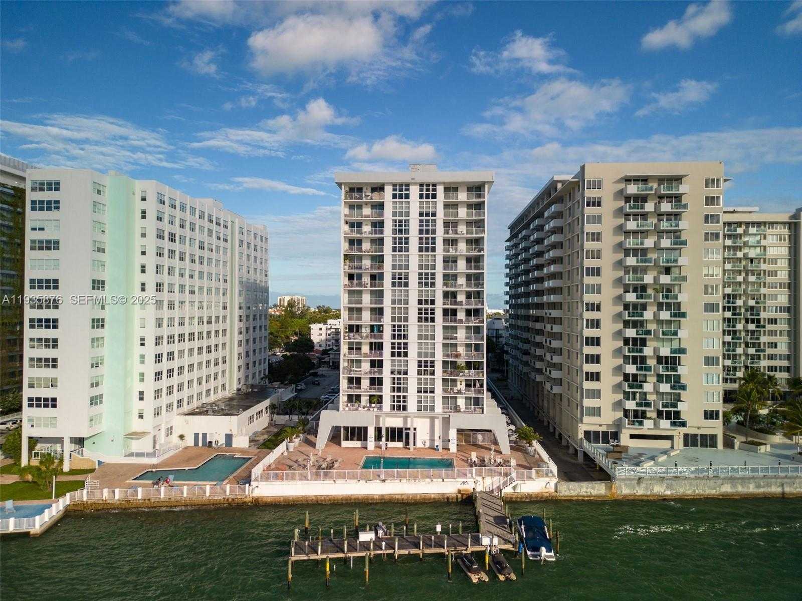 Small Image of 1228 WEST AVE #704, Miami Beach Number 25