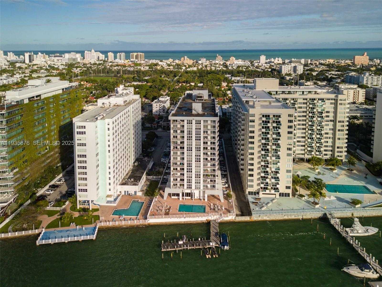 Small Image of 1228 WEST AVE #704, Miami Beach Number 27