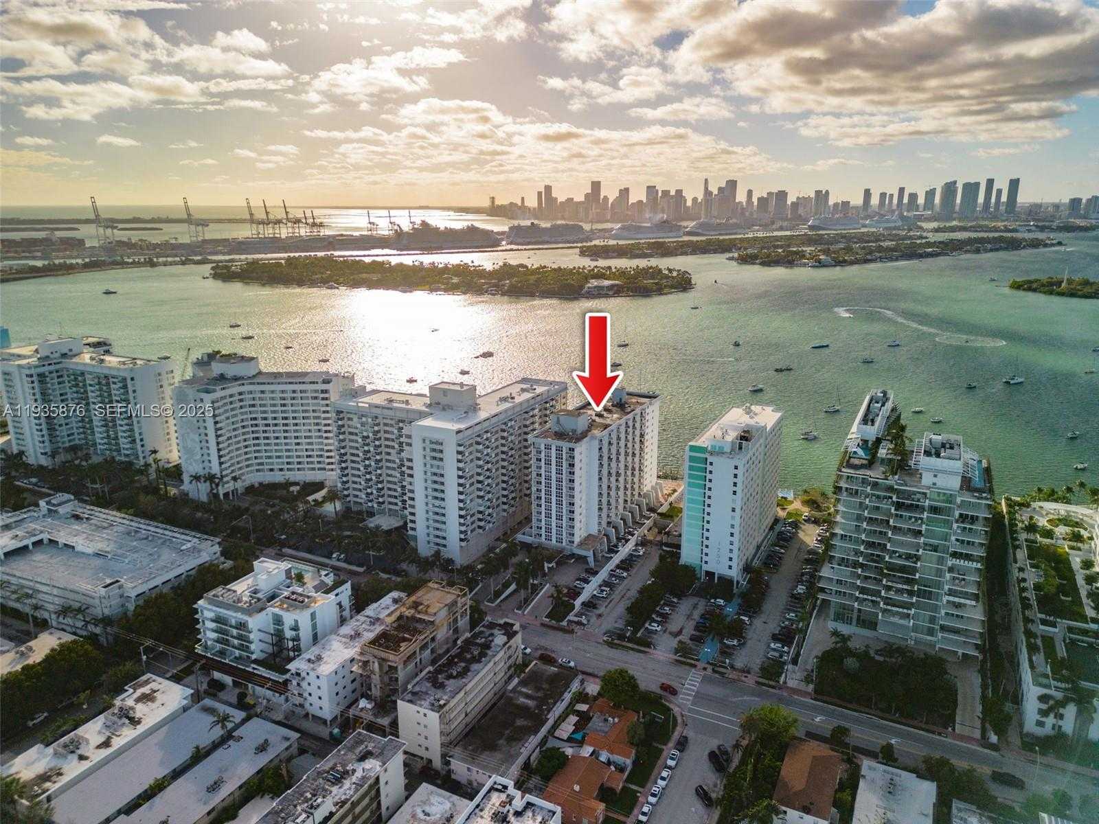 Small Image of 1228 WEST AVE #704, Miami Beach Number 30