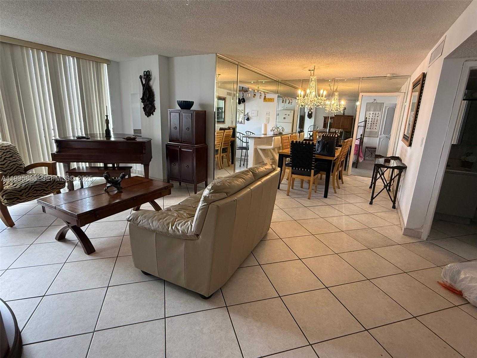 Small Image of 17011 NORTH BAY RD #1007, Sunny Isles Beach Number 21