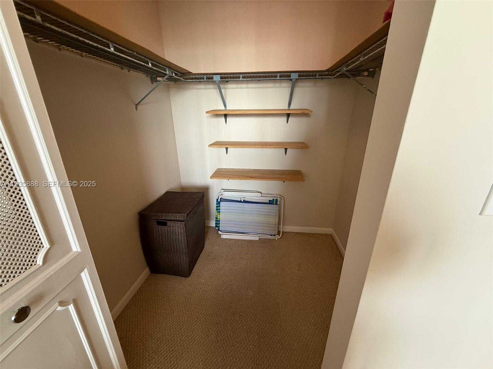 Small Image of 17011 NORTH BAY RD #1007, Sunny Isles Beach Number 40