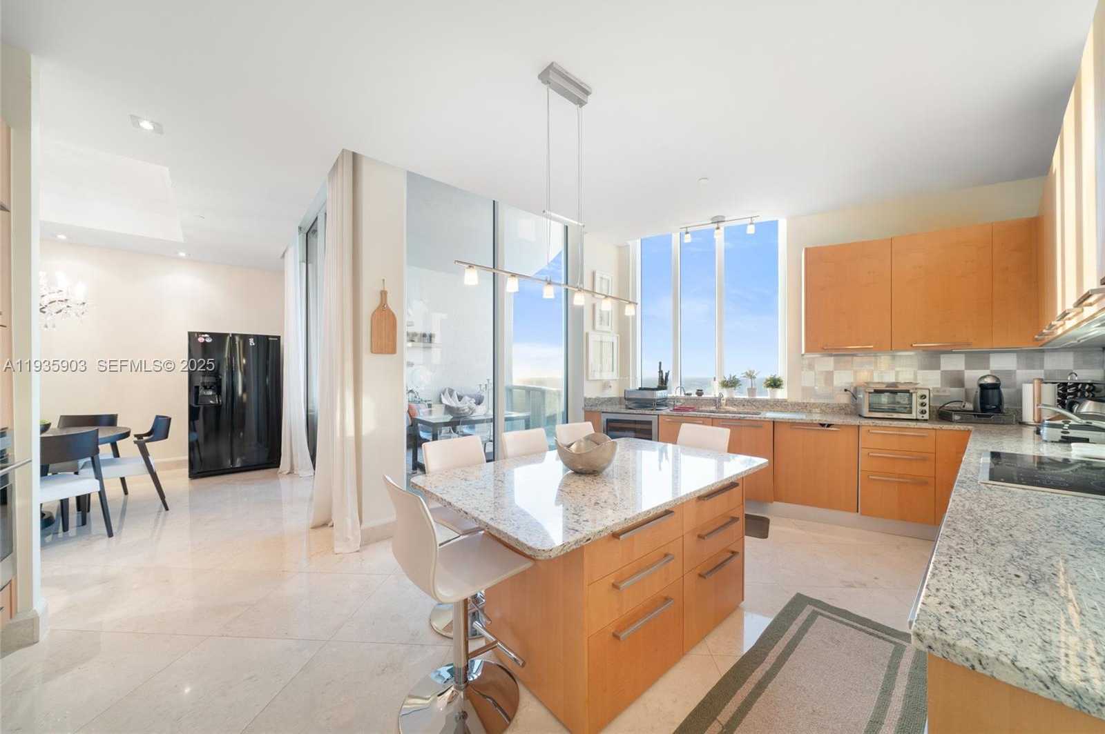 Small Image of 16001 COLLINS AVE #3906, Sunny Isles Beach Number 13