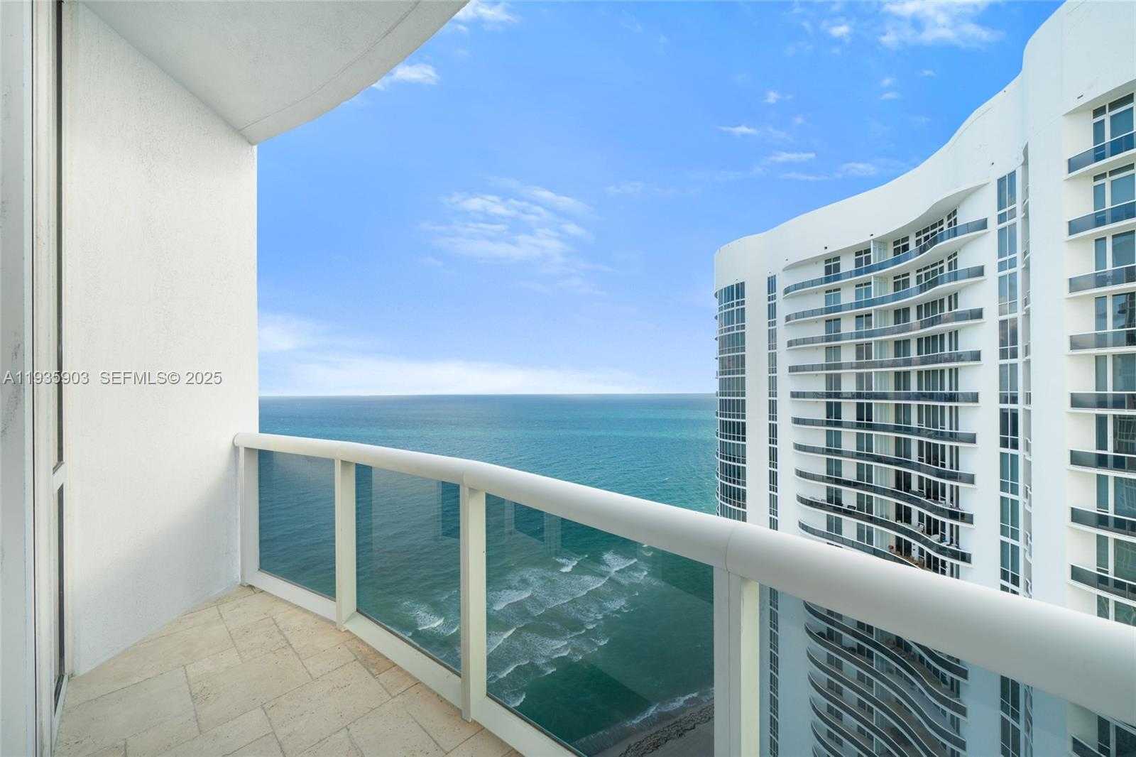 Small Image of 16001 COLLINS AVE #3906, Sunny Isles Beach Number 21