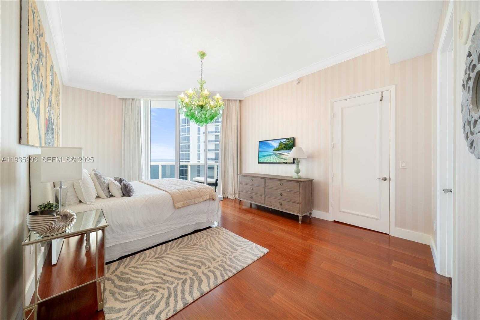 Small Image of 16001 COLLINS AVE #3906, Sunny Isles Beach Number 22