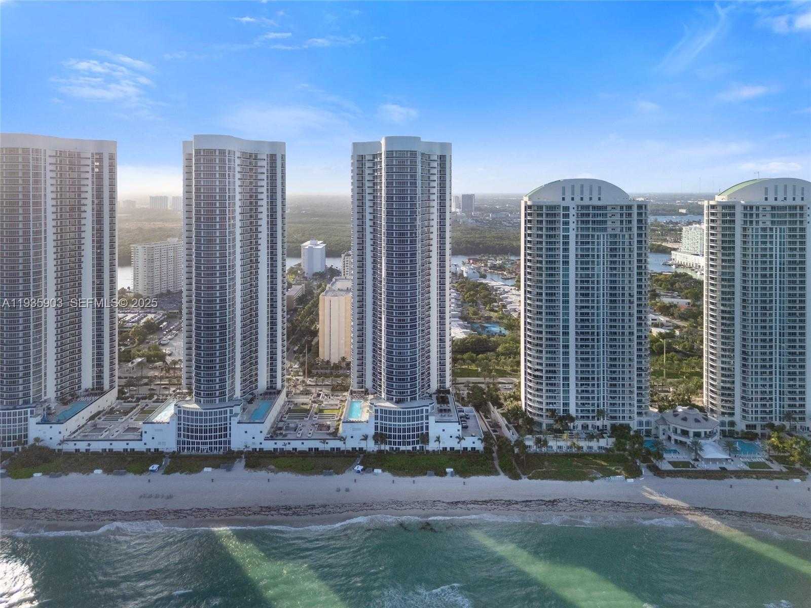 Small Image of 16001 COLLINS AVE #3906, Sunny Isles Beach Number 38