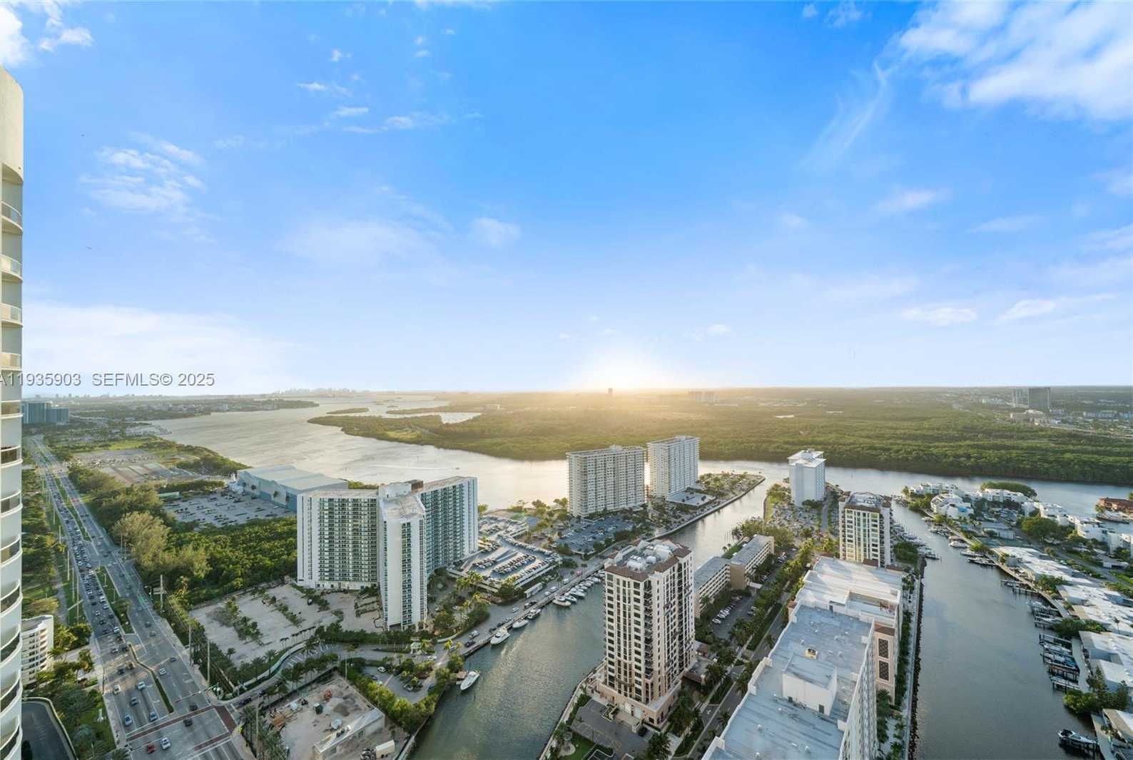 Small Image of 16001 COLLINS AVE #3906, Sunny Isles Beach Number 5