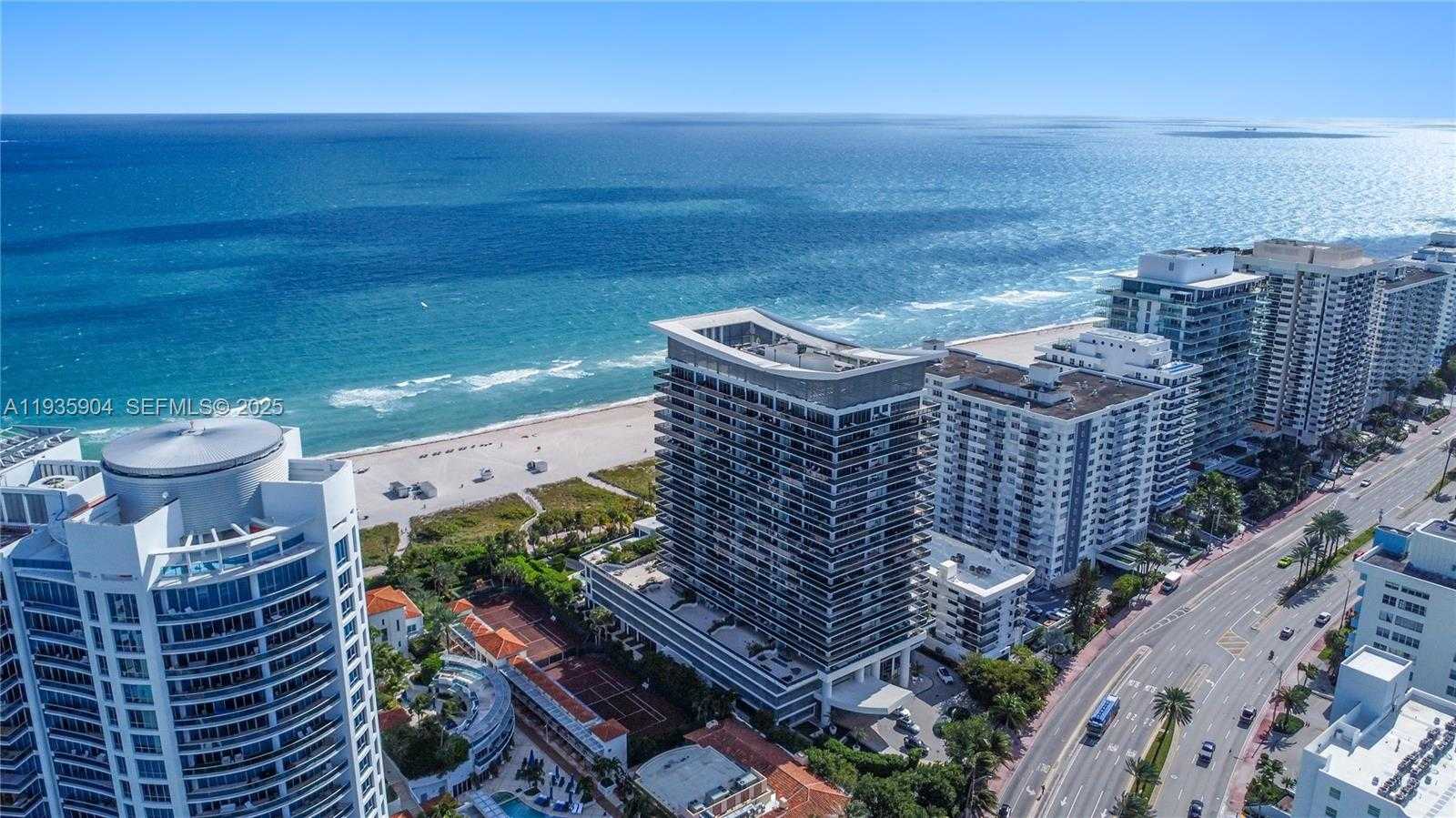 Small Image of 5875 COLLINS AVE #1003, Miami Beach Number 16
