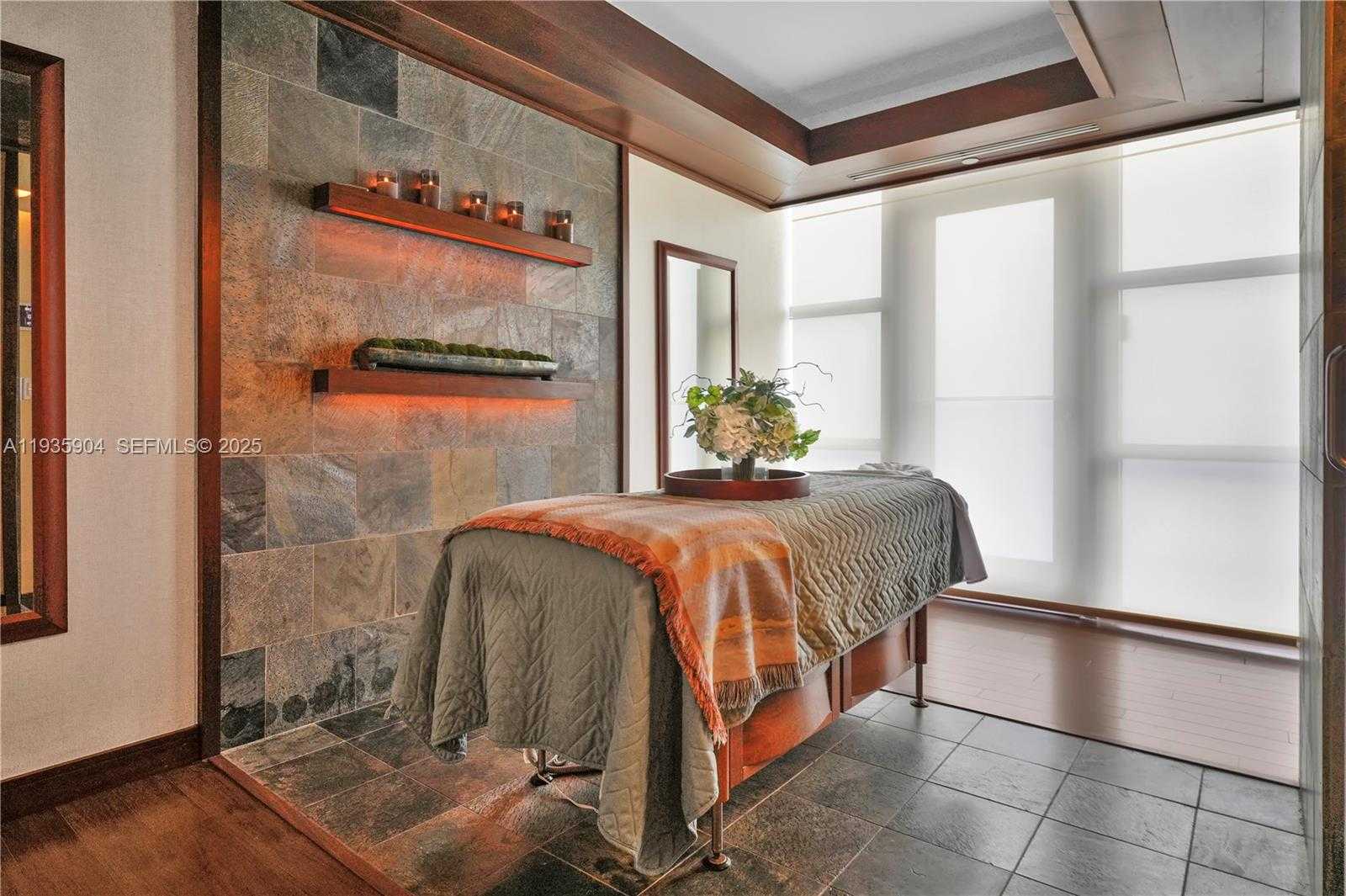 Small Image of 5875 COLLINS AVE #1003, Miami Beach Number 49