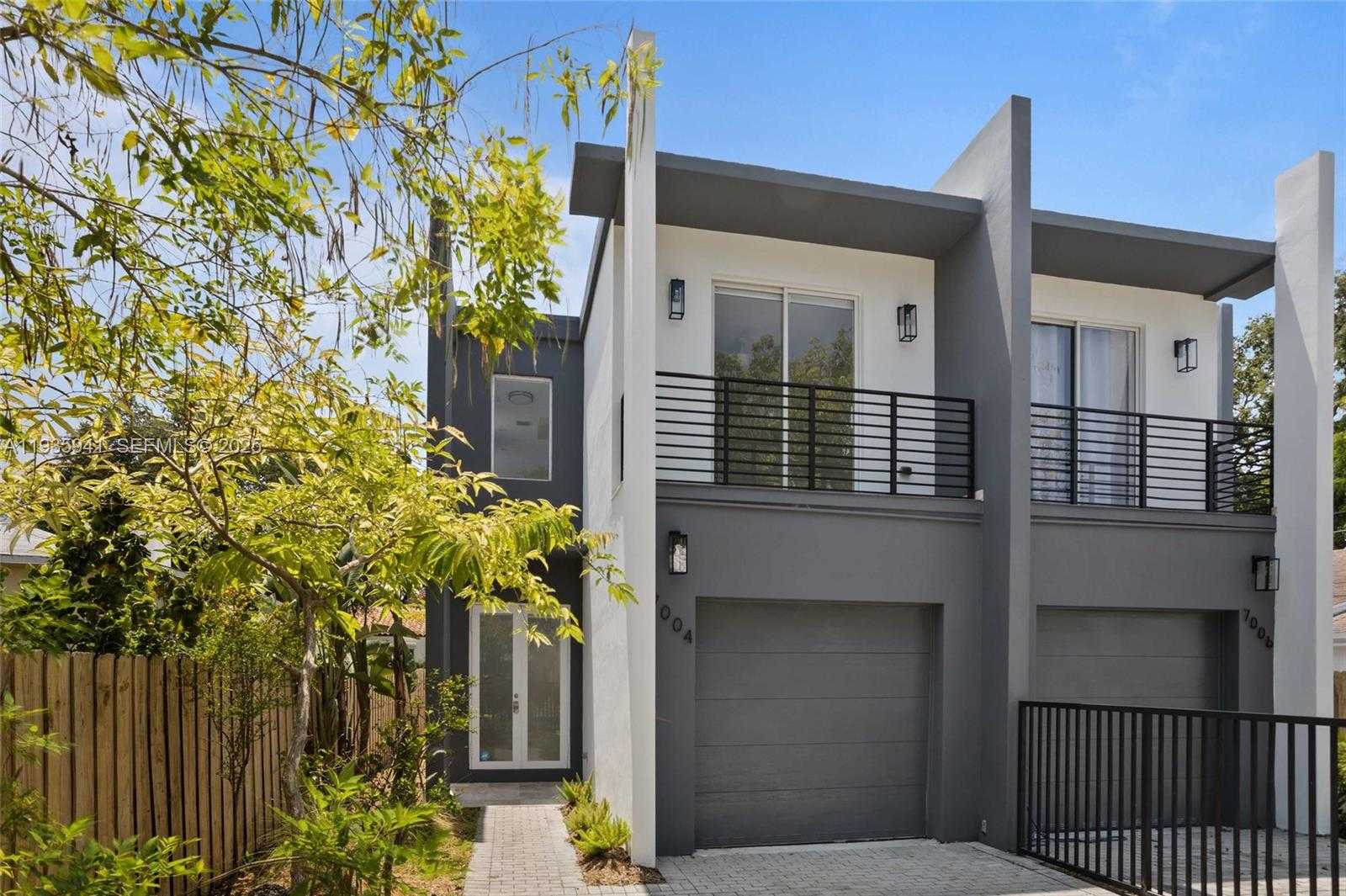 Small Image of 7004 NORTH EAST 5TH AVE, Miami Number 2