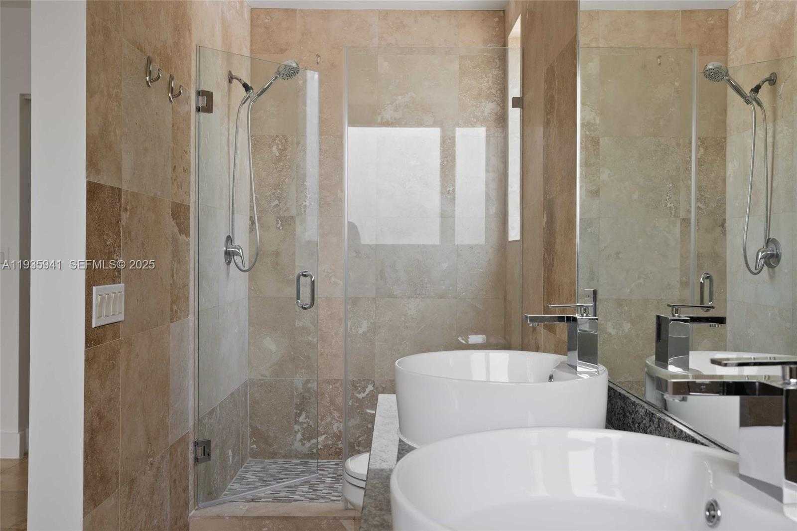 Small Image of 7004 NORTH EAST 5TH AVE, Miami Number 22