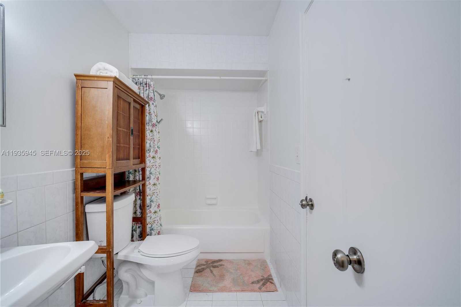 Small Image of 11483 SOUTH WEST 109TH RD #2E, Miami Number 21