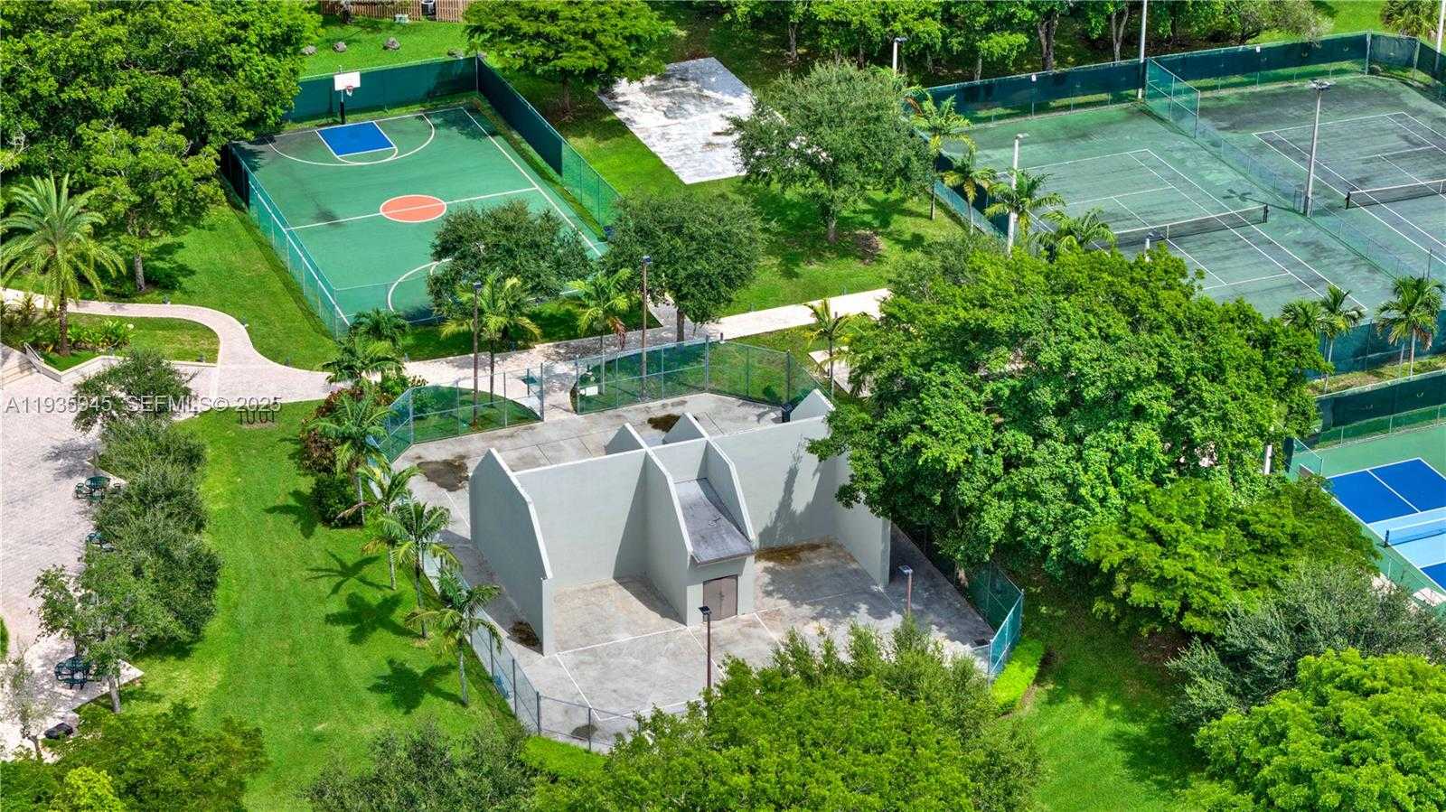 Small Image of 11483 SOUTH WEST 109TH RD #2E, Miami Number 31