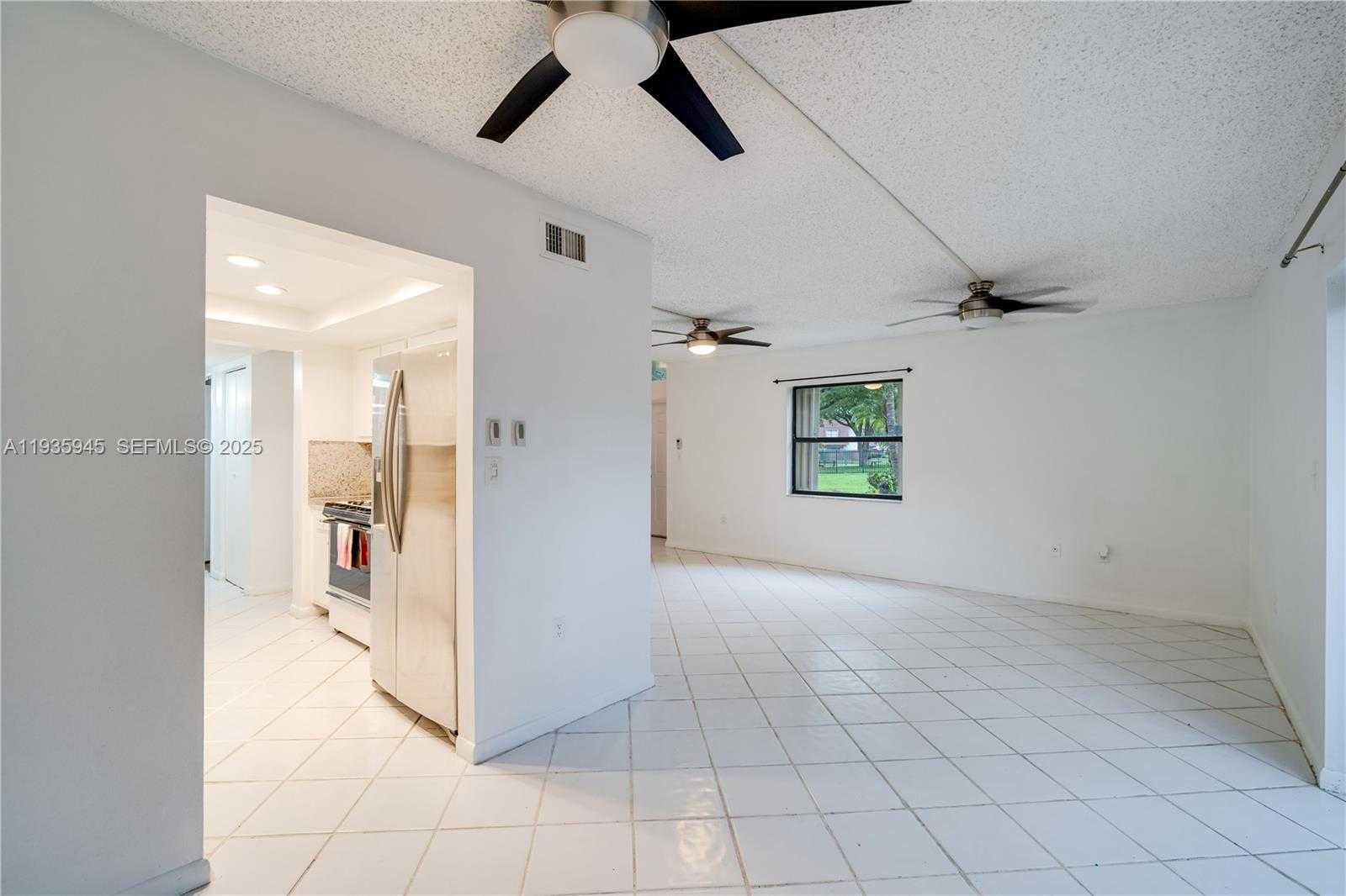 Small Image of 11483 SOUTH WEST 109TH RD #2E, Miami Number 8