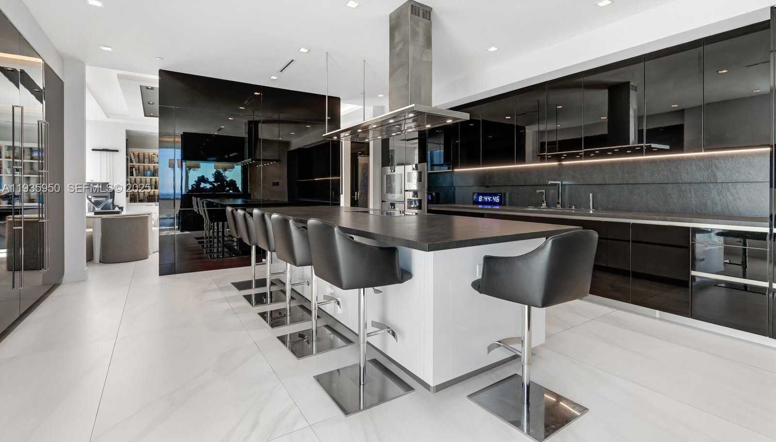 Small Image of 18501 COLLINS AVE #2304, Sunny Isles Beach Number 11