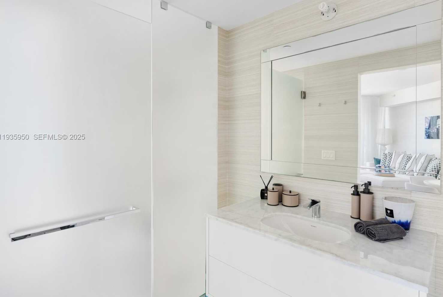 Small Image of 18501 COLLINS AVE #2304, Sunny Isles Beach Number 49